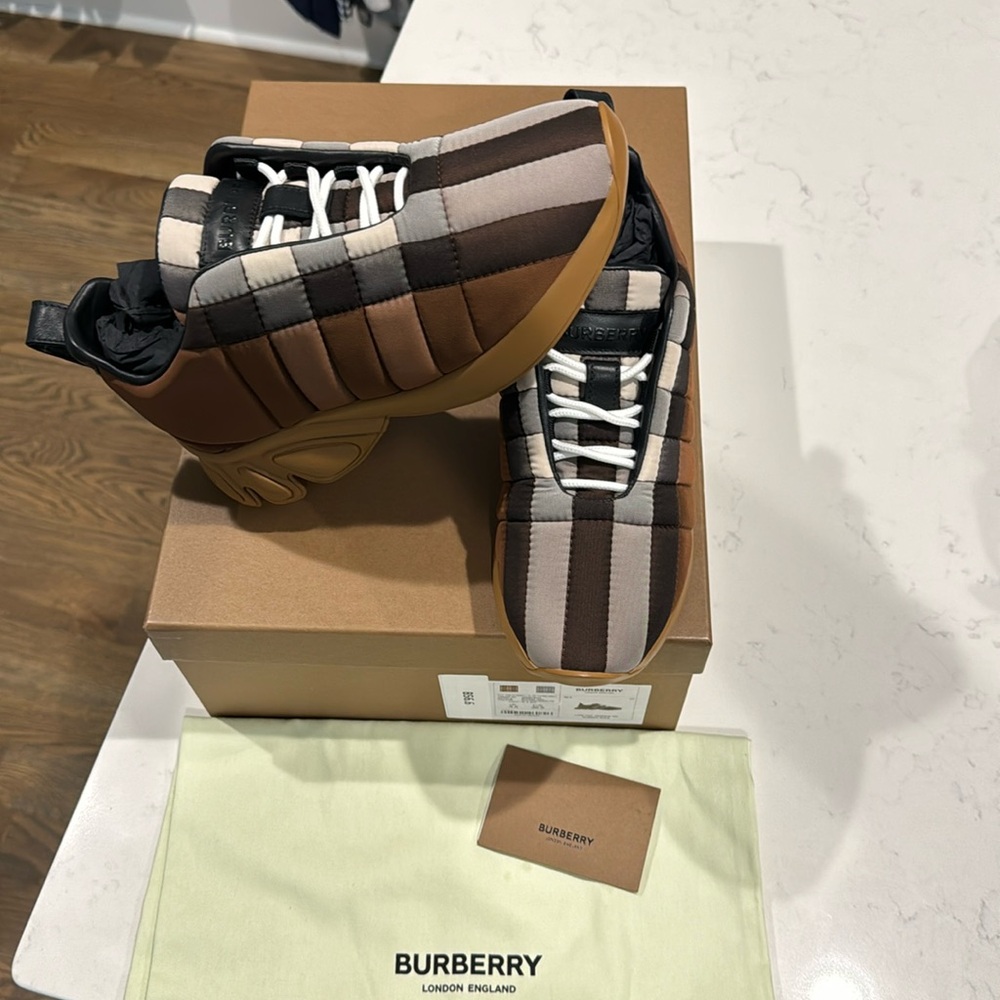Sneakers Burberry